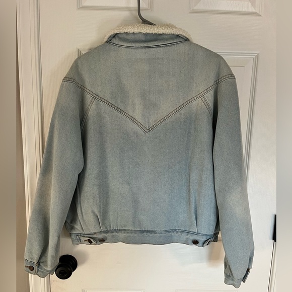 Ashley Vintage Charm Light Blue Sherpa-Lined Denim Bomber Jacket - Size Large - Picture 2 of 7
